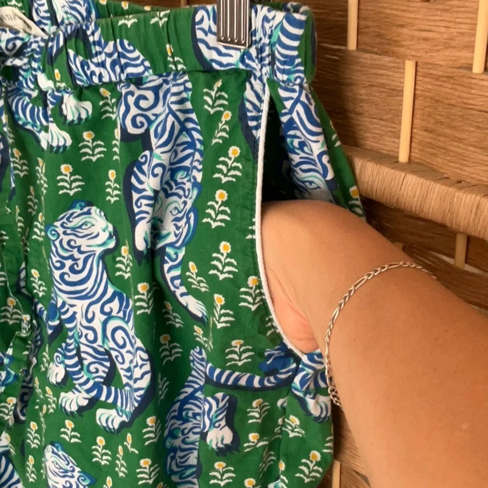 Printfresh Tiger Queen Pajama Set - Picture 13 of 13